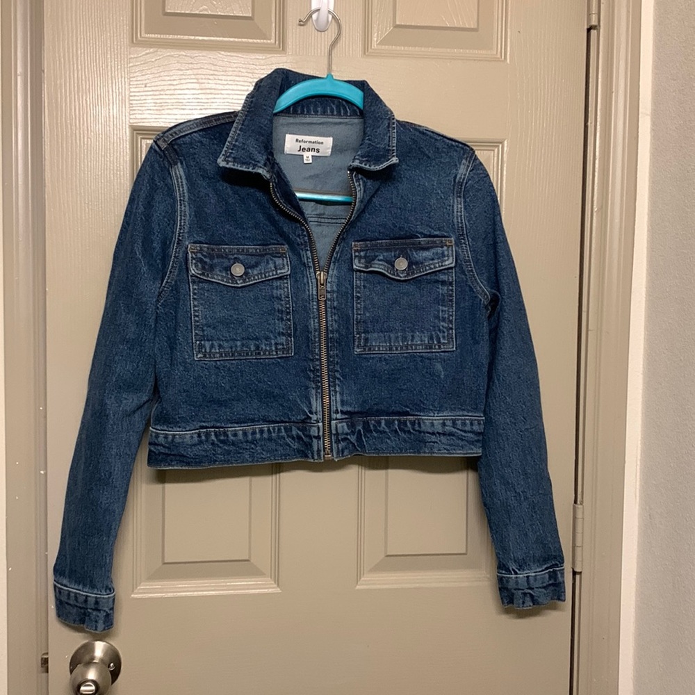 Reformation Cropped Smith Denim Jacket (size: medium)